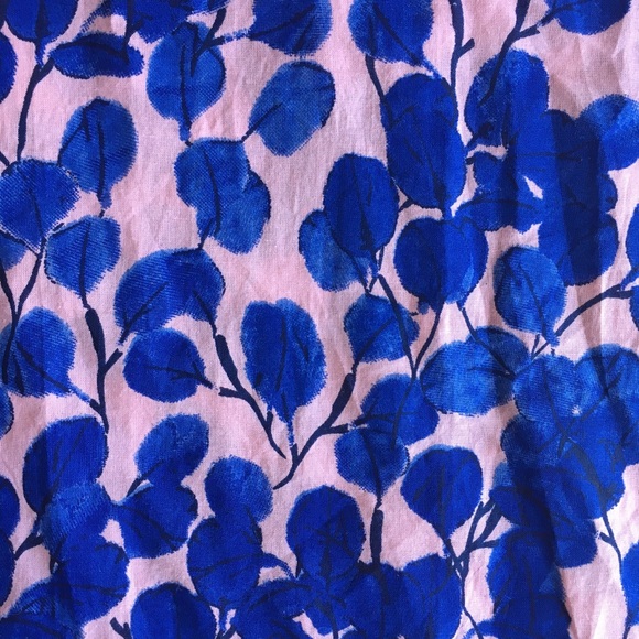Tuckernuck Ro’s Garden Marcia top in pink and blue block print M - L - Picture 15 of 15